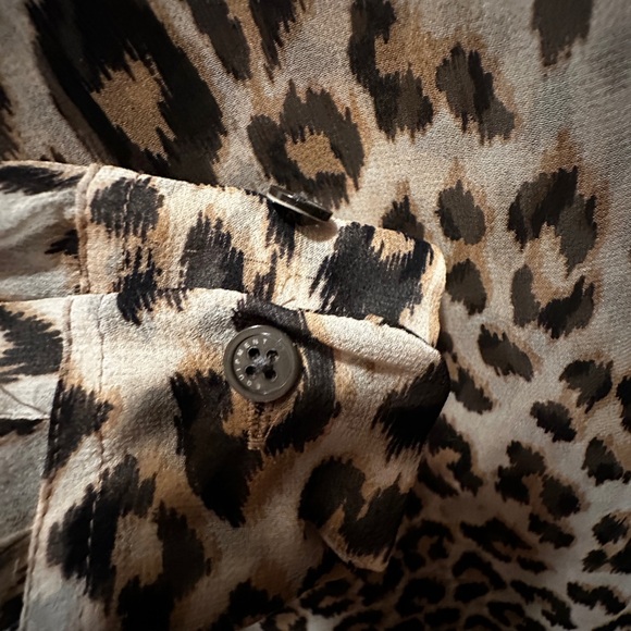 EQUIPMENT FEMME - SILK SHIRT size XS perfect like new condition - Picture 5 of 6